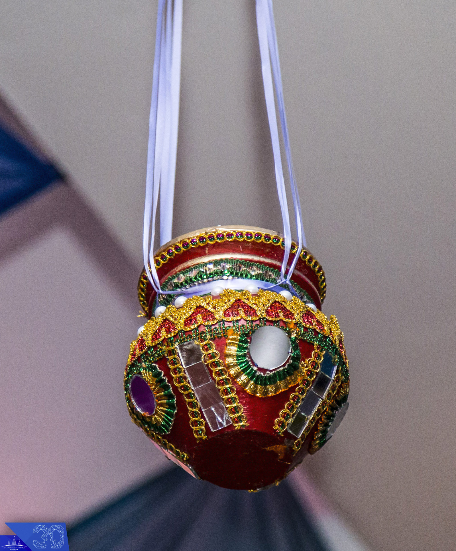 170  - ©1987-2017 SKS Swaminarayan Temple East London